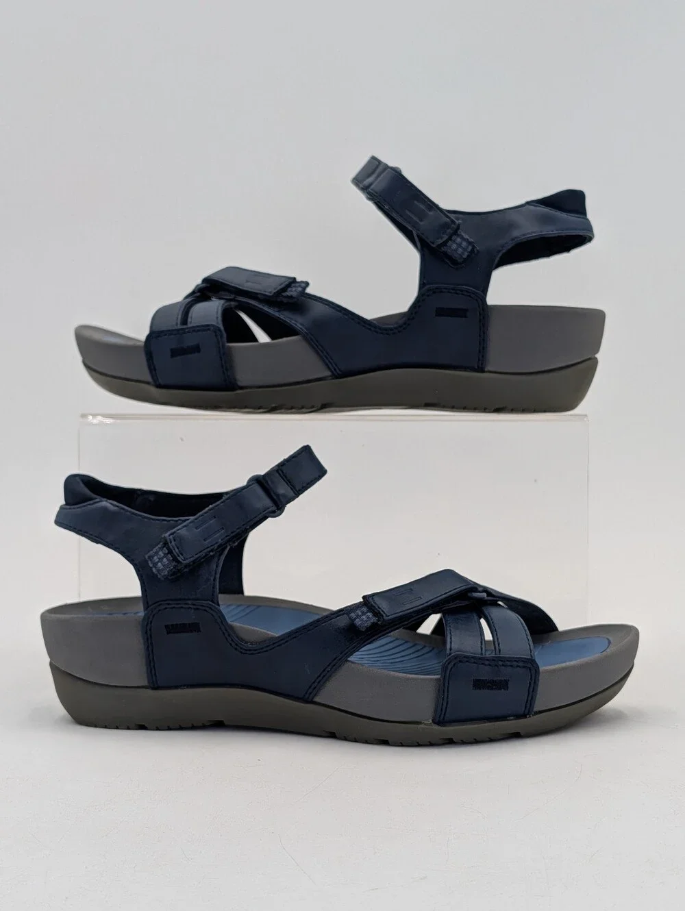 Baretraps Angey Sz 7M Women's Navy Sport Sandals Rebound Comfort Adjustable